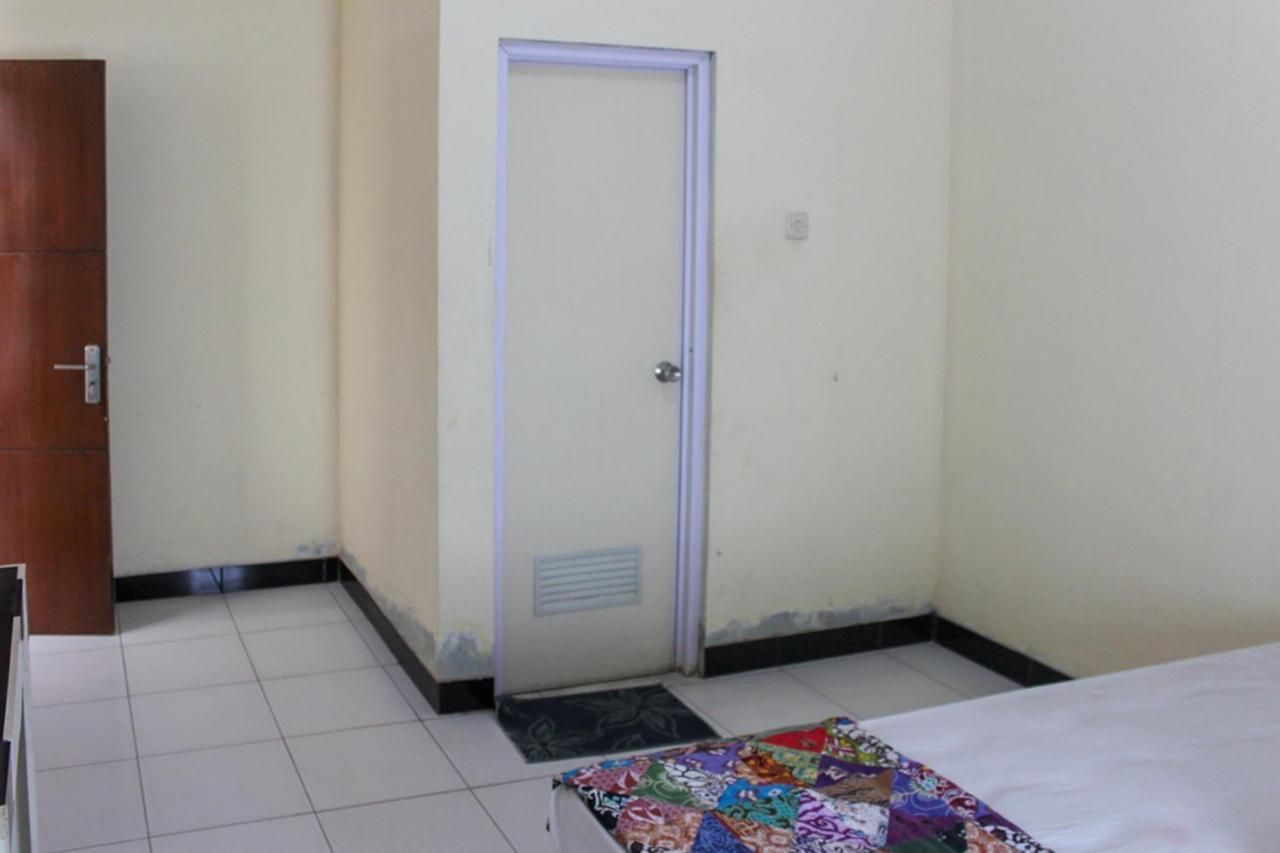 יוגיאקרטה Koolkost Syariah Near Universitas Ahmad Dahlan Kampus 1 מראה חיצוני תמונה